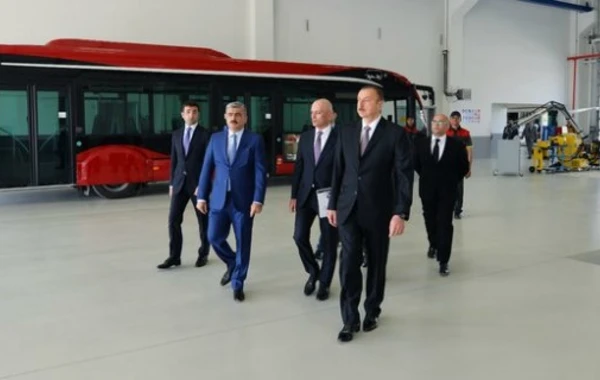 Prezident “BakuBus”ın ikinci deposunun açılışında iştirak edib