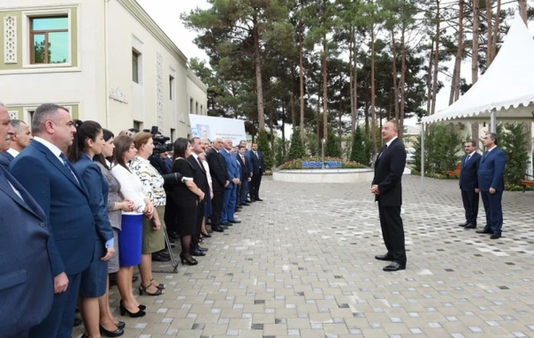 Prezident: "Neftin qiyməti 3-4 dəfə aşağı düşəndə..."