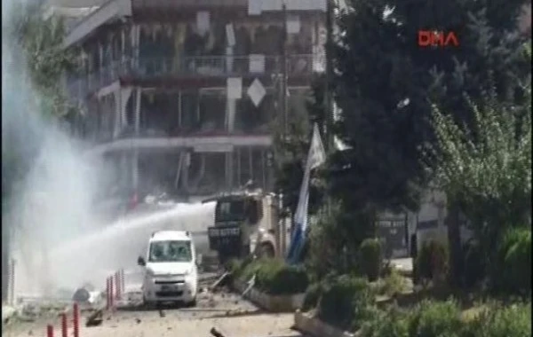 Türkiyədə güclü partlayış: 19 yaralı var (VIDEO/FOTO)