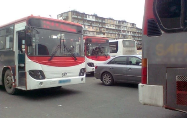 Texniki standartlara cavab verməyən avtobus xətdən çıxarıldı - FOTO