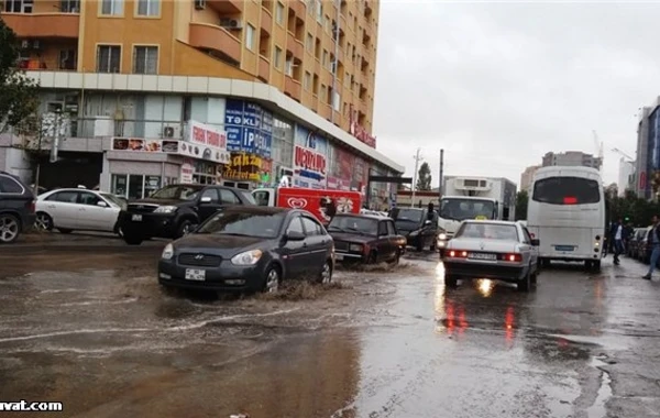 Yağışdan sonrakı Bakı… - Foto+Video