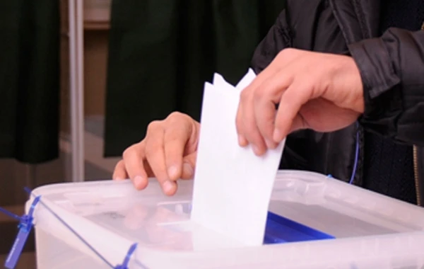 Referendum başa çatdı