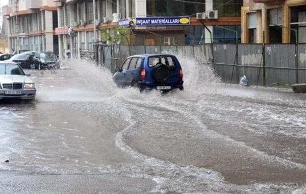 İcra hakimiyyətlərindən yağışla bağlı açıqlama: “Problem yoxdur”