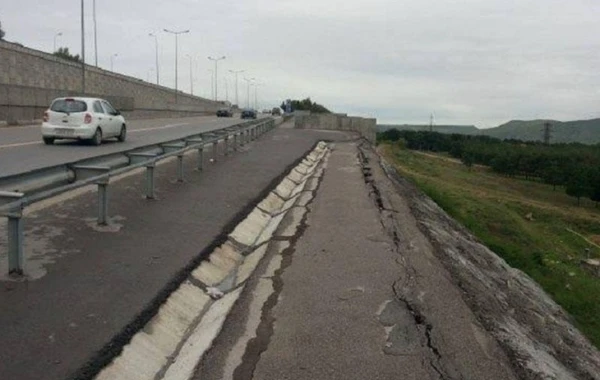 Bakı dairəvi yolunda çökmə baş verib