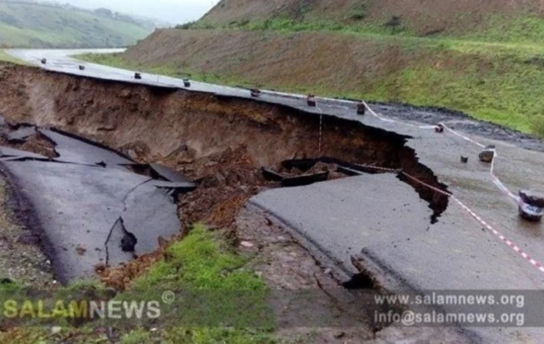 Azərbaycanda yeni istifadəyə verilən yol çökdü - FOTO