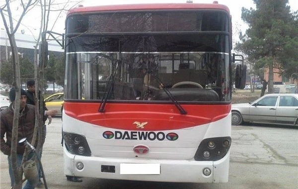 Bakıda sərnişin avtobusu sərxoş vətəndaşı vurdu