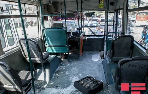 Bakıda sərnişin avtobusu “Pajero” ilə toqquşdu: yaralılar var