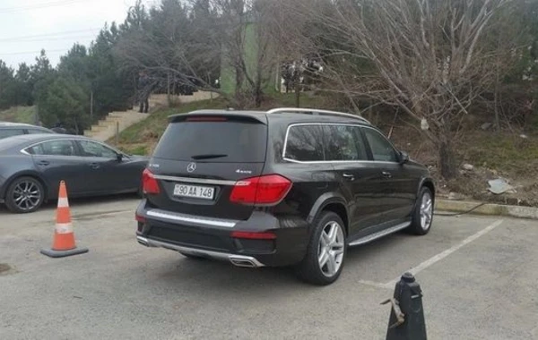 Yol polisi bahalı avtomobilləri cərimə meydançasına saldı – FOTO