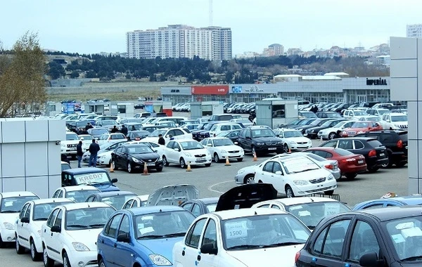 Maşın bazarında son vəziyyət: “Mercedes ML” 10 min, “Hyundai Accent” 13 min AZN...