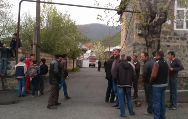 Keçmiş polis qonşusunu güllələyərək öldürdü - AZƏRBAYCANDA