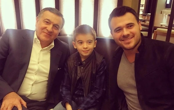 Azərbaycanlı milyarder Araz Ağalarov oğlu və nəvəsi ilə (FOTO)