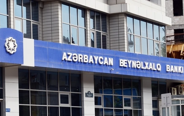 Beynəlxalq Bankın dollar istiqrazları üzü aşağı gedir