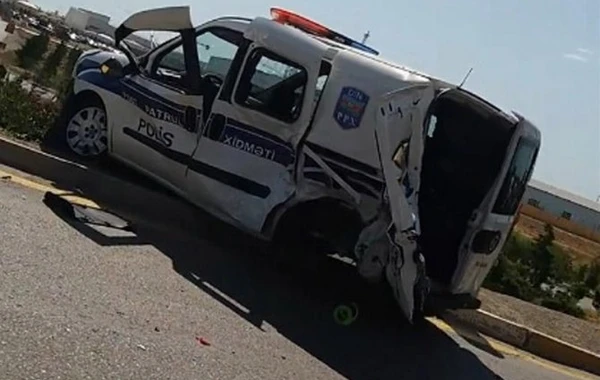 Bakıda "Porsche" ilə toqquşma zamanı ölən polis vəzifəli şəxsin oğlu çıxdı