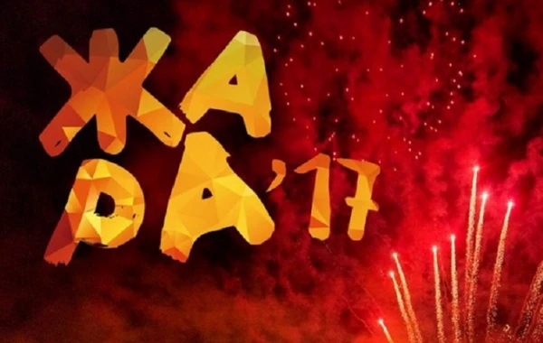 “Jara” Beynəlxalq Musiqi Festivalı iştirakçılarının qırmızı xalı üzərindən keçidi olub