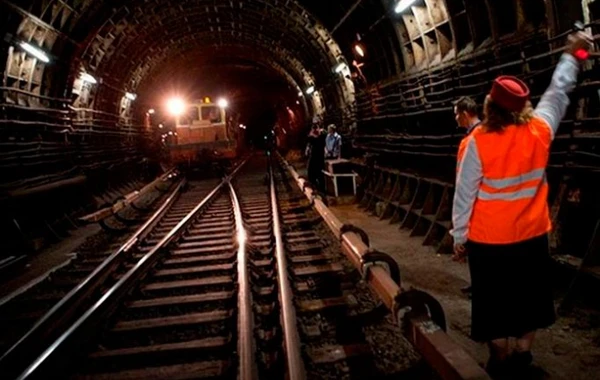 Bakı metrosunda İNANILMAZ HADİSƏ: Yuxulu olan maşinist qatarı saxlaya bilmədi