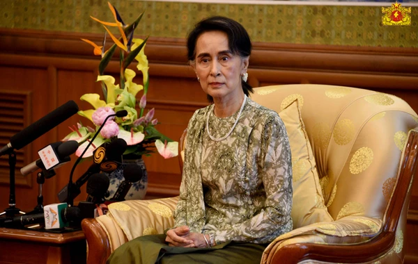 Myanmar hökumət başçısının Nobel mükafatından məhrum edilməsi barədə məsələ qaldırıldı