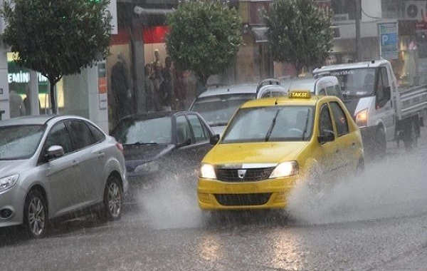 Yol polisi sürücülərə xəbərdarlıq etdi: Ehtiyatlı olun