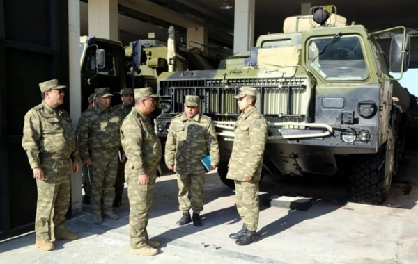 Prezidentin göstərişi ilə cəbhəboyu zonadakı raket və artilleriyalar işə düşdü (FOTO)