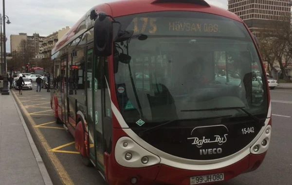 Dərəyə yuvarlanın avtobusun marşrut xəttinə "BakuBus”lar buraxıldı (FOTO)