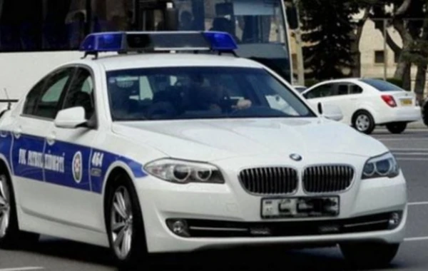 Yol polisinin “BMW-320” maşınları satışa çıxarıldı: Qiymət 5200 manat (SİYAHI)