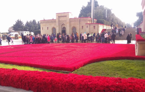 Şəhidlər Xiyabanında "20 Yanvar"a ciddi hazırlıq gedir (VİDEO, FOTO)