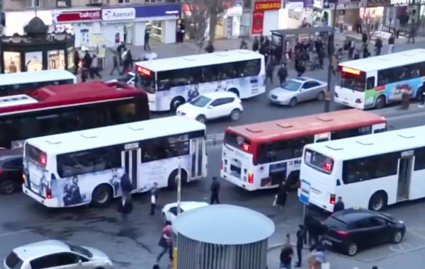 Bakıda səhər saatlarında metrodan sonra avtobuslarda da gecikmələr oldu - SƏBƏB AÇIQLANDI