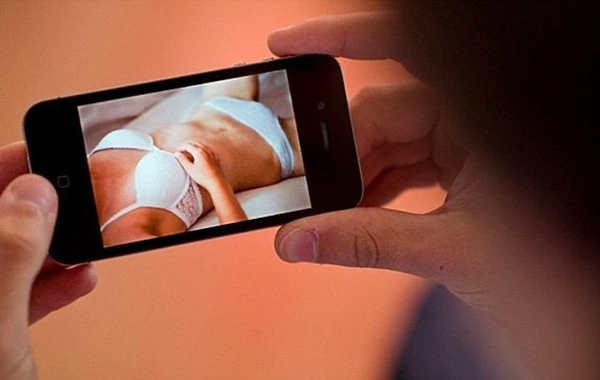 Azərbaycanda yeni porno fırıldağı – Sizə bu mesaj gəlirsə aldanmayın (FOTOFAKT)