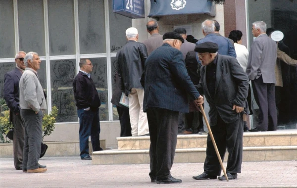 Pensiyaların veriləcəyi tarix AÇIQLANDI