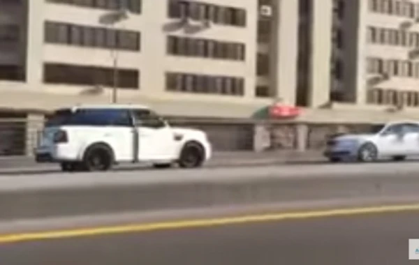 Bakıda “Range Rover”lə "protiv" gedən sürücü görün kim imiş - FOTO-VİDEO