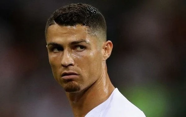 Ronaldu dünyanın ən yaxşı futbolçusuna paxıllıq etdi