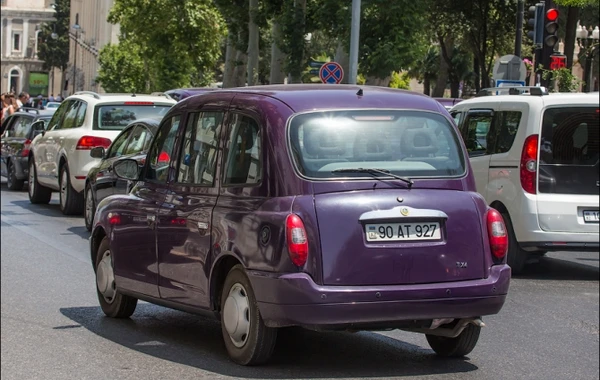 Bakıda “London Taxi”si qarət olundu