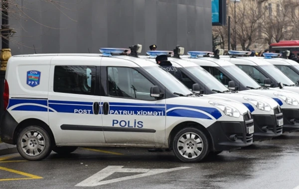 Bakıda kassir qadın maskalı oğru ilə əlbəyaxa oldu