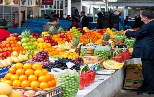 Bakının məşhur bazarı sökülür: yerində bina tikiləcək (FOTO)