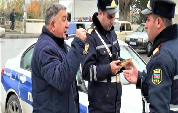 Dövlət Yol Polisinin reydində maraqlı anlar (VİDEO)