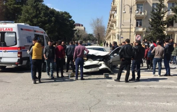 Qadınlar qəza törətdi - Xəsarət alan var (FOTO)