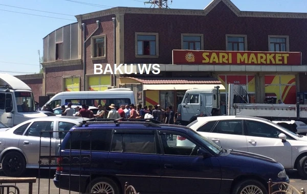 Bakıda DƏHŞƏT - KamAZ qadının üstündən keçdi – FOTO