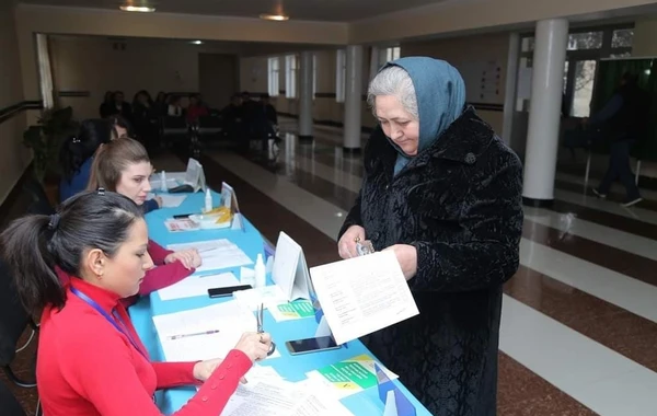 Ən yüksək və ən aşağı seçici fəallığı olan dairələr açıqlandı