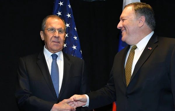 Lavrov və Pompeo arasında telefon danışığı olub