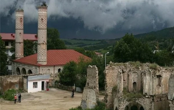 Qarabağın azərbaycanlı icması Şuşanın işğalının 28-ci il dönümü ilə bağlı bəyanat yayıb