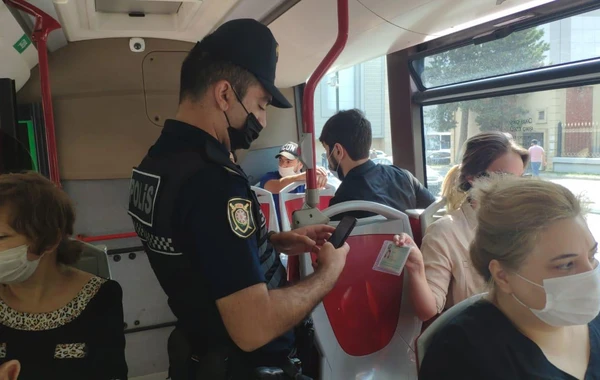 Bakı polisi hərəkətə keçdi - Qaydaları pozanlar cərimələnir - FOTO