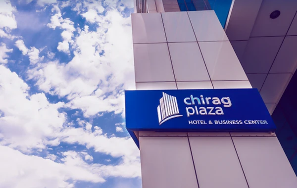 "Chirag Plaza Otel" və Biznes Mərkəzi Silahlı Qüvvələrə Yardım Fonduna 20.000 manat köçürüb