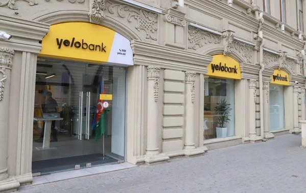 Yelo Bank Sahil filialını tam yeni konseptdə müştərilərin istifadəsinə verib