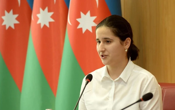 Reyhan Camalova eyni vaxtda ABŞ və Kanada universitetlərinə qəbul olundu - SİYAHI