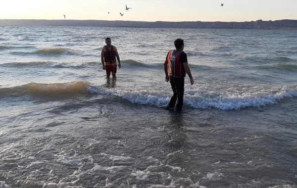 Kür çayında batan yeniyetmələrin axtarışları davam edir - YENİLƏNİB - FOTO