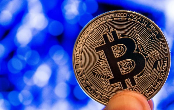 "Bitcoin"i olanların diqqətinə! 75 min dollara çatdı