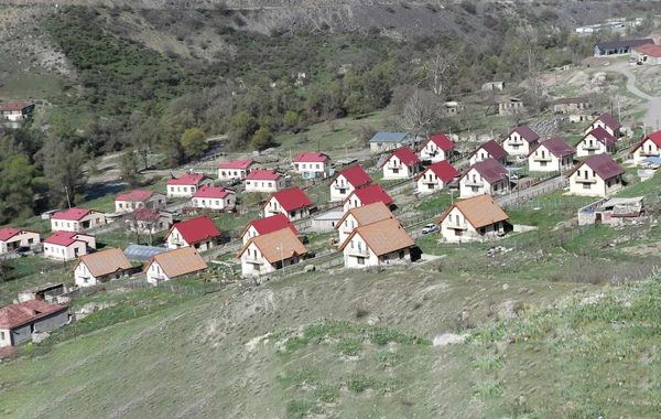 Erməni diasporunun Qarabağda tikdiyi qanunsuz evlər Azərbaycana qaldı - FOTO