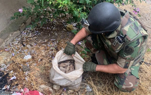 Sumqayıtda hərbi sursatlar aşkarlanıb - FOTO