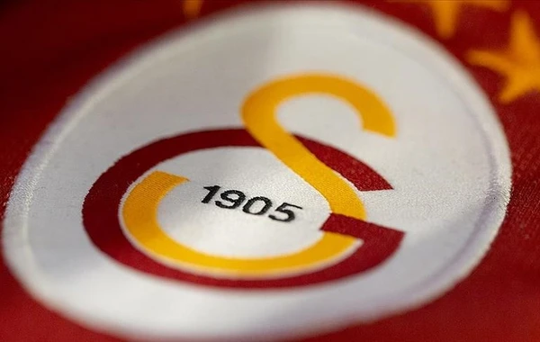 "Qalatasaray" "Fənərbağça"nın keçmiş ulduzunu transfer edir