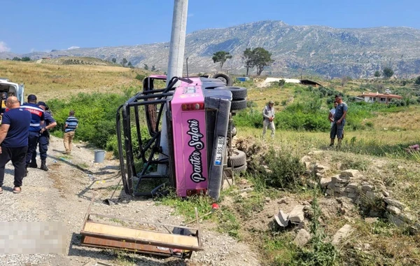 Türkiyədə safari maşınları toqquşdu: Çox sayda yaralı var - FOTO