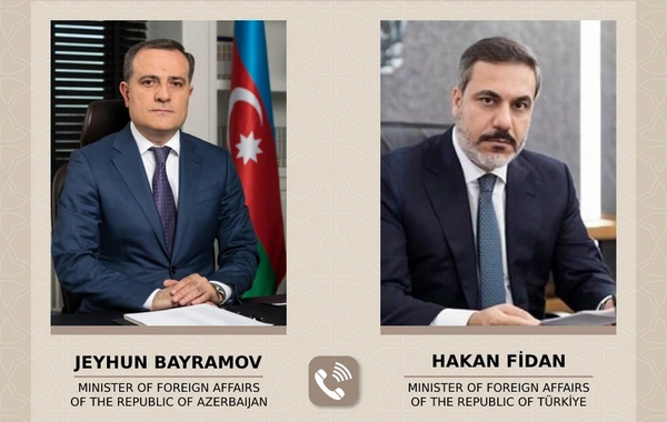 Ceyhun Bayramov Hakan Fidanla regional və beynəlxalq təhlükəsizliyi müzakirə etdi